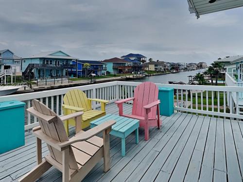 City-by-the Sea House | Dolphin Paradise