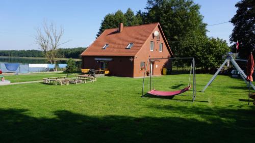 gmina Lipka Villa | DOM NAD JEZIOREM KUŹNIa