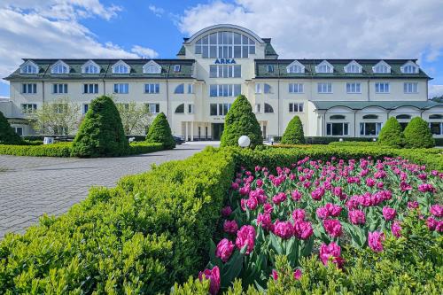 Lichen Stary Hotel | Dom Pielgrzyma ARKA