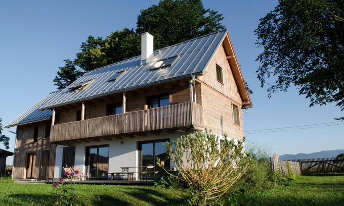 Blatnica House | Dom Pod Lipami