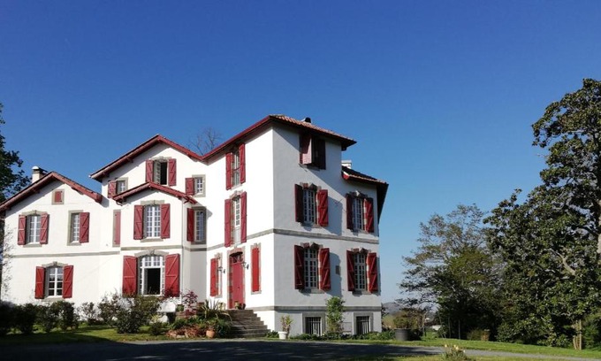 Irissarry Bed & Breakfast | Domaine Abartiague