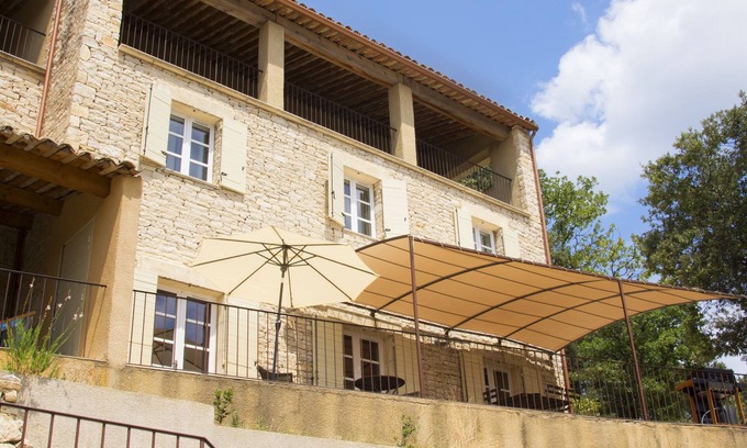 Issirac House | Domaine de Coulon, Maison Issirac