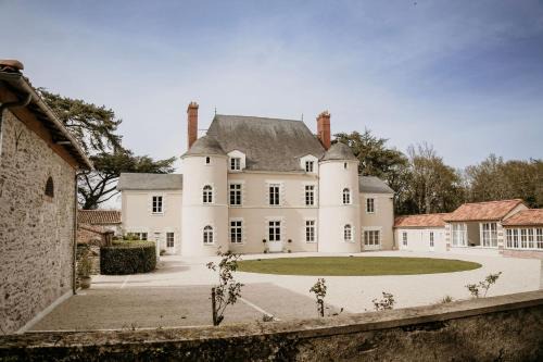 La Chapelle-Basse-Mer Bed & Breakfast | Domaine de La Mazure