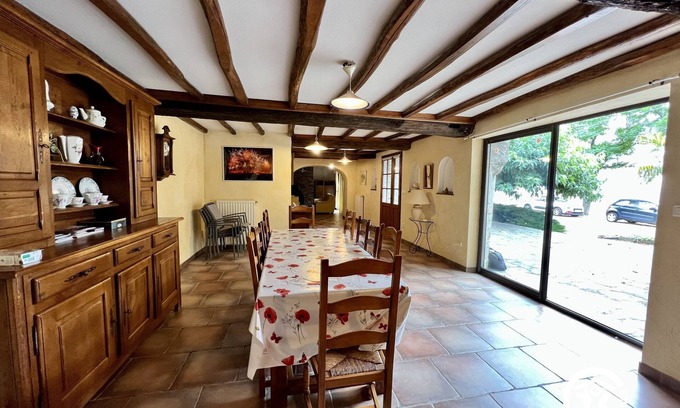 Villardonnel House | Domaine de La Calm: In a nature park with breathtaking views of the Pyrenees