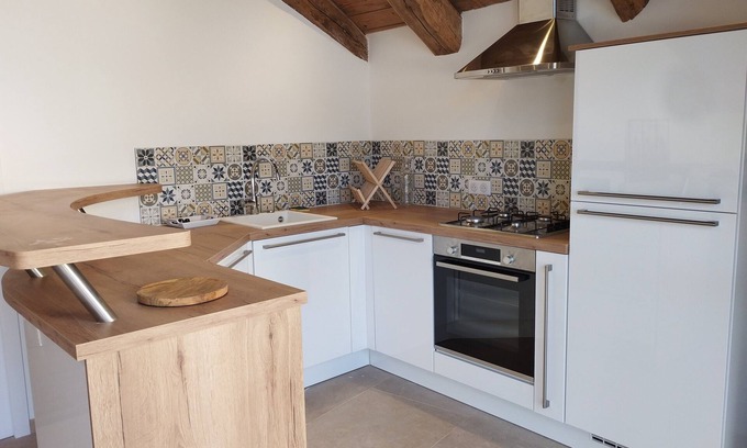 Le Caylar Apartment | Domaine de Servières - Gîte le Studio sur Site Natura 2000 et Animaux de Ferme