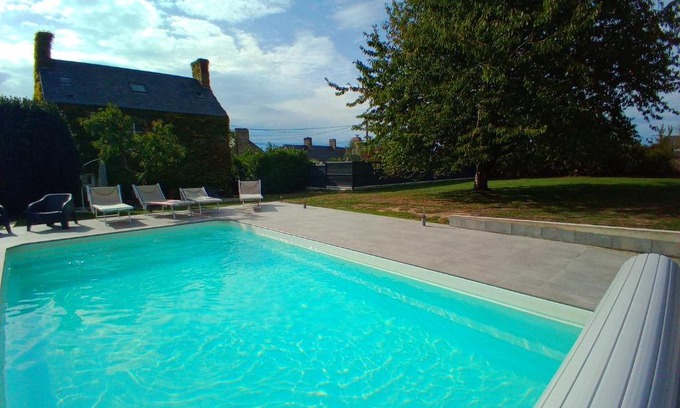 Dragey-Ronthon House | DOMAINE DES TISSEYS vue sur le Mont St Michel