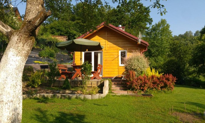 Bobrka House | Domek w bieszczadzkim sadzie Solina