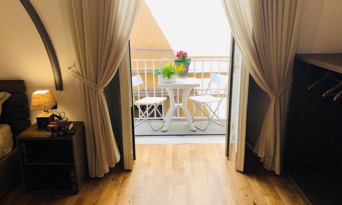 Naples City Centre Bed & Breakfast | Domus Studio 25 Bed & Breakfast