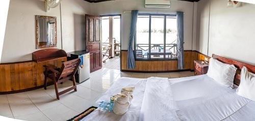 Don Det House | DON DET Souksan Sunset Guesthouse and The Xisland Riverview Studio