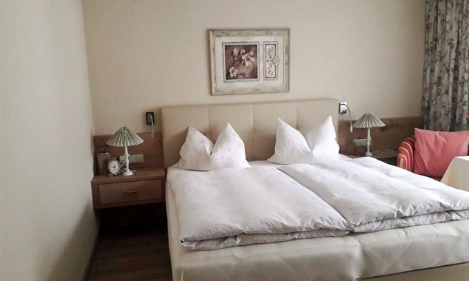 Pertisau Apartment | Doppelzimmer Comfort - Pension Bergheim