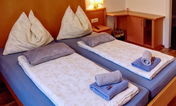 Stadl-Predlitz House | Doppelzimmer, Dusche, WC, 1 Schlafraum - Gasthof zum Postwirt