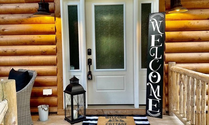 Northern Bruce Peninsula Cottage | Dorcas "GOLF" Getaway