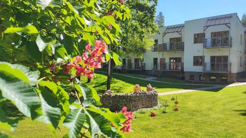 Miedzychod Hotel | Dormowo 34 Apartamenty nad jeziorem