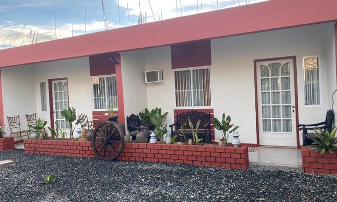 Capas Bed & Breakfast | Doroteo's Transient House