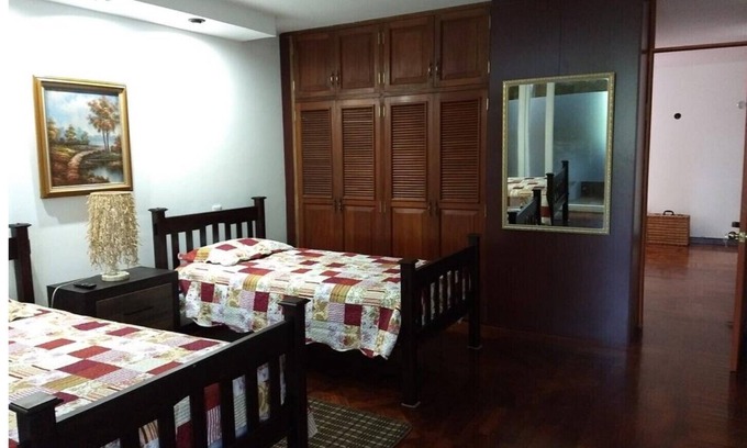 Guatemala City House | Double Bedroom Real View zone 15 Guatemala