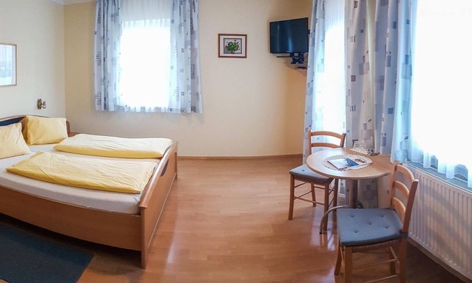 Wagerberg Bed & Breakfast | Double room - 1 night - Thermenpension Gigler
