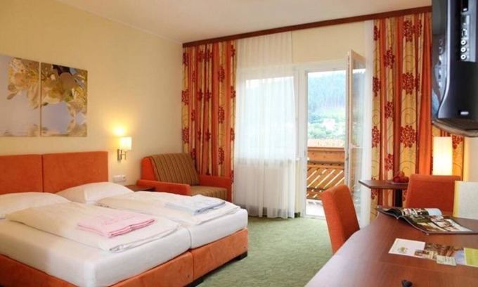 Anger House | Double room A | balcony (1-2 nights) - Hotel Angerer-Hof
