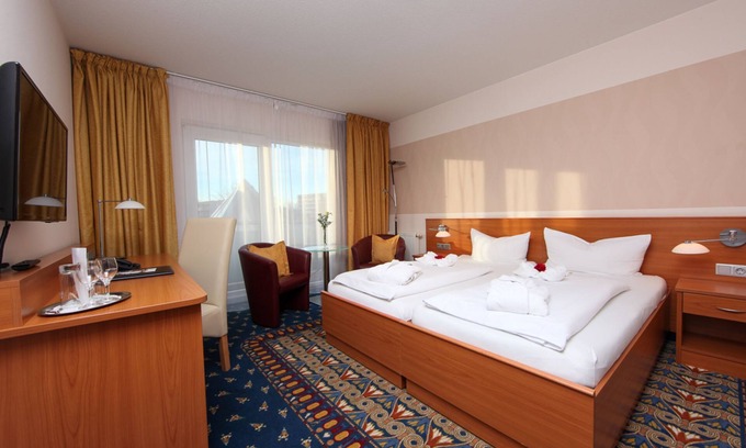 Bad Windsheim House | Double room for single use - Kurhotel Pyramide AG