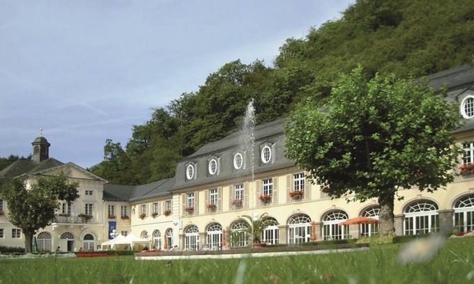 Bad Bertrich Hotel | Double Room Shower /WC - Hotel Haus Christa