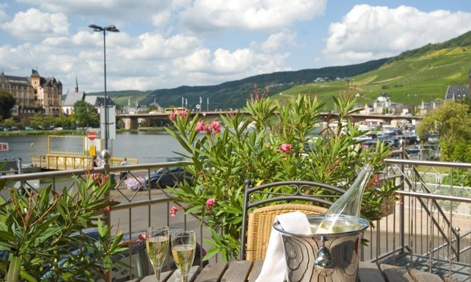 Bernkastel House | Double room with Franz. Balcony "Comfort" - Hotel Bären