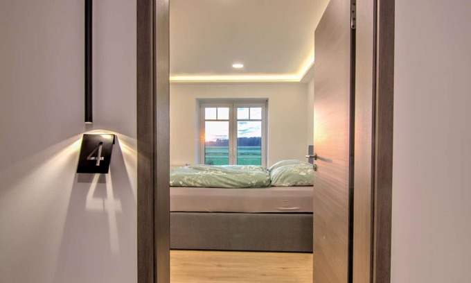 Hoevelhof Apartment | Double room with kitchen and bathroom