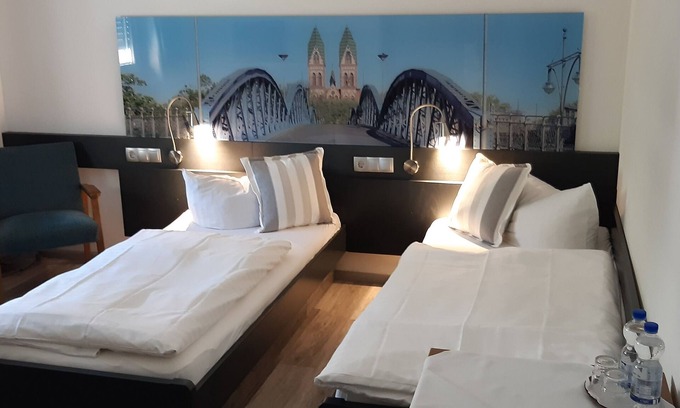 Alt-Betzenhausen Apartment | Double room with shower and WC