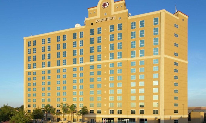 Modesto Hotel | DoubleTree by Hilton Modesto
