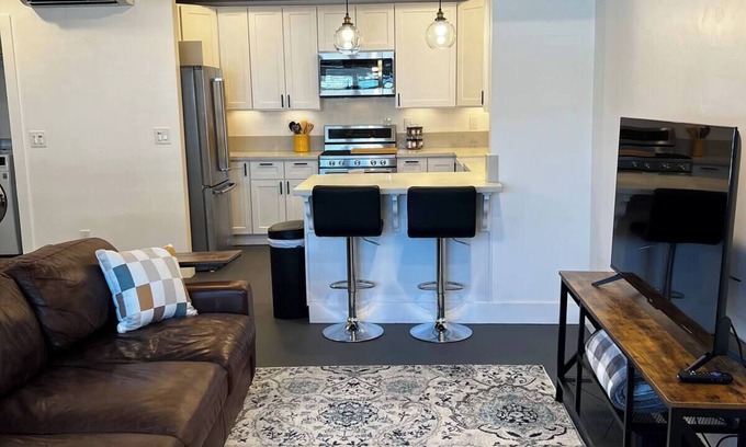 Auburn Apartment | Downtown Auburn Gem