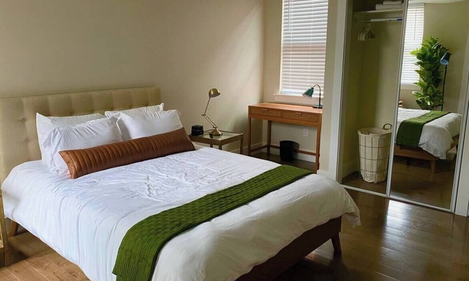 Old West Broad Neighborhood Apartment | Downtown, contemporary, 2 bedroom, Roof Terrace! 4B