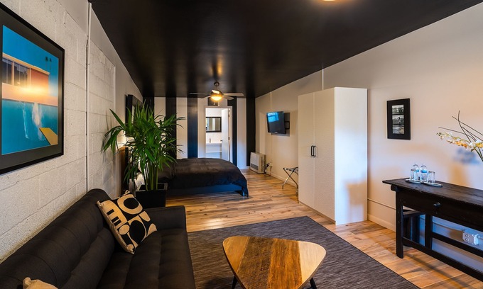 Southside Condo | Downtown Cozy Condo-Walk to best Diners, Breweries, NAU, Historic Flagstaff!