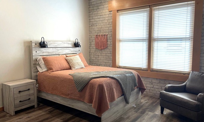 Fargo Apartment | Downtown Fargo- Historical Building- Pet Friendly!
