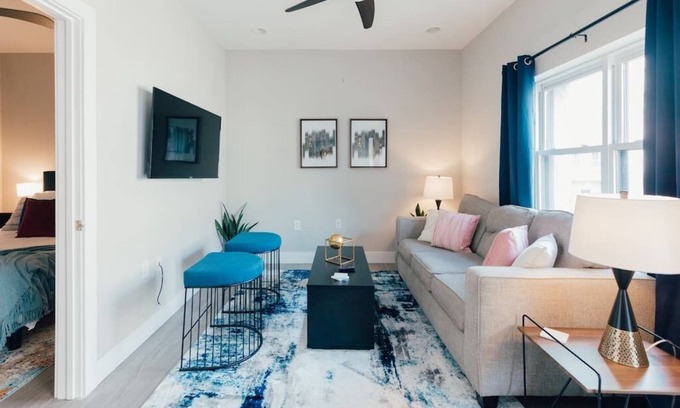Johnson City Apartment | Downtown Johnson City 1 Bed Apartment