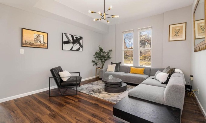 East Price Hill House | Downtown Views-Prime Location!