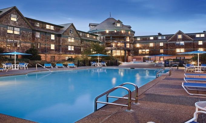 The Point Resort | Downtown Wyndham Newport Resort ~ Two Bedroom slps six ~ steps to Newport Harbor