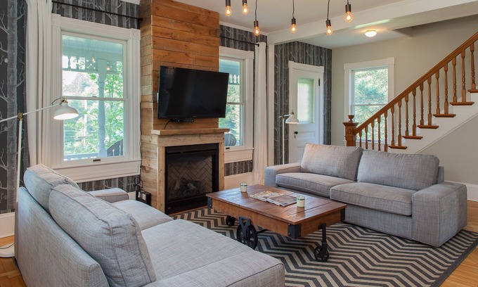 Bridgewater Corners Other | Dramatic Design & Landscape 3500 Sq Ft. Farmhouse W/Jacuzzi&Swim Pond&CentralAC!