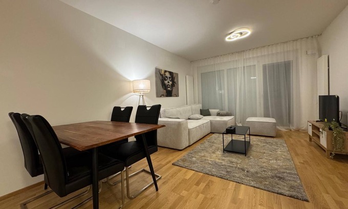 Tulln an der Donau Apartment | Dream apartment in Tulln an der Donau near the train station