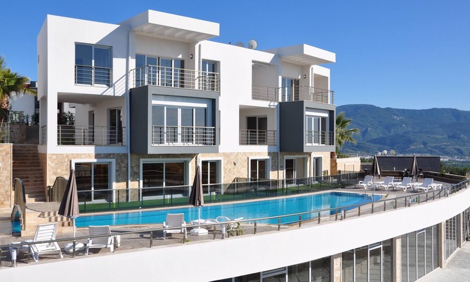 Sogucak Apartment | Dream Penthouse C6 with Sea Views, Pool Access & a Private Balcony