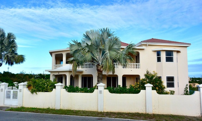 Rendezvous Bay House | Dream Weaver Villa in RendezVous Bay