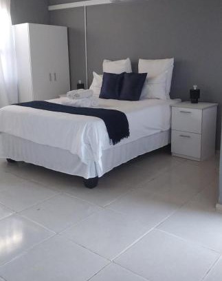 Keetmanshoop Apartment | Dreamland Self Catering and Backpackers CC