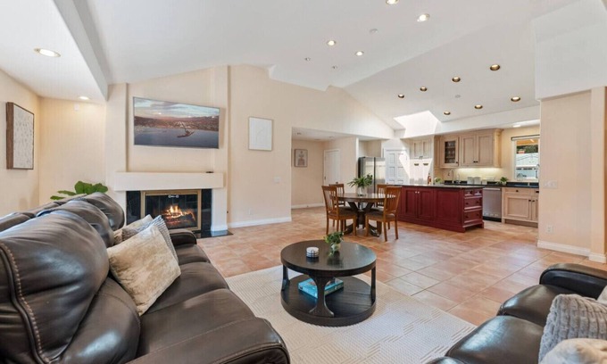 Goleta House | Driftwood Club - Coastal Comforts Goleta
