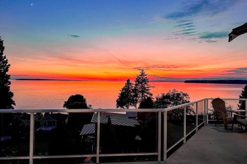 Blaine House | Driftwood Retreat