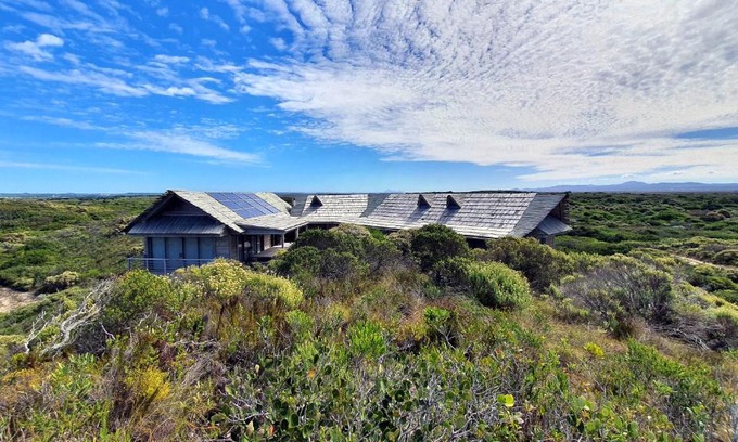 Paradise Beach Villa | Driftwoods- Eco Beach Bush Retreat