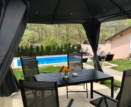 Ljubovija Apartment | Drinska Idila apartmani