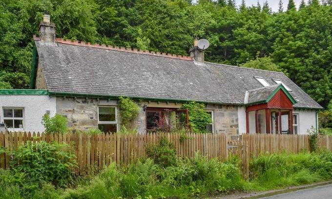 Aberfeldy House | Drummond Cottage