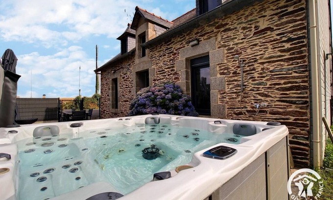 Saint-Guen House | Du Créno - GUERLEDAN - Gîte