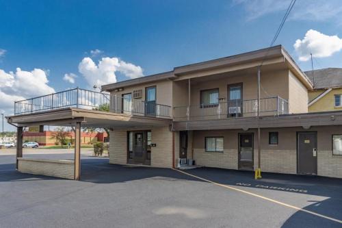 DuBois Hotel | DuBois Manor Motel