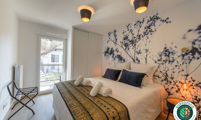 Duingt Apartment | DUINGT- Elegant Taillefer, 2 pas du lac