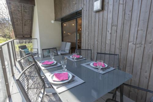 Duingt Apartment | Duingt-Entre Lac et Taillefer 2 pas piste cyclable et lac par LLA Selections by Location lac Annecy