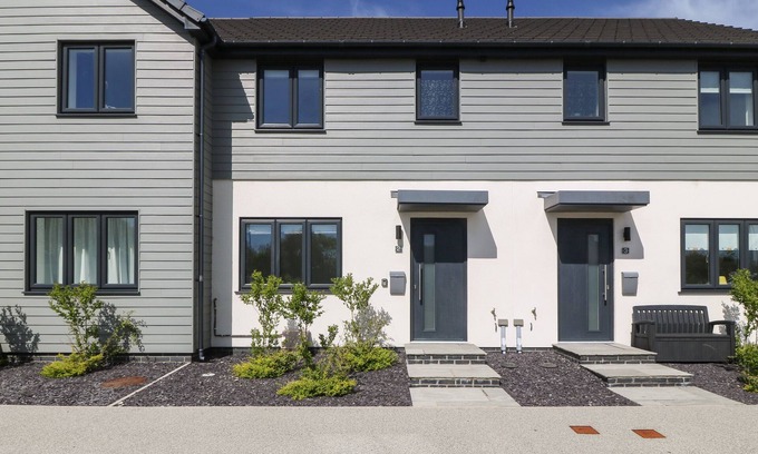 Llanfaelog Cottage | DUNE RETREAT, pet friendly, luxury holiday cottage in Rhosneigr