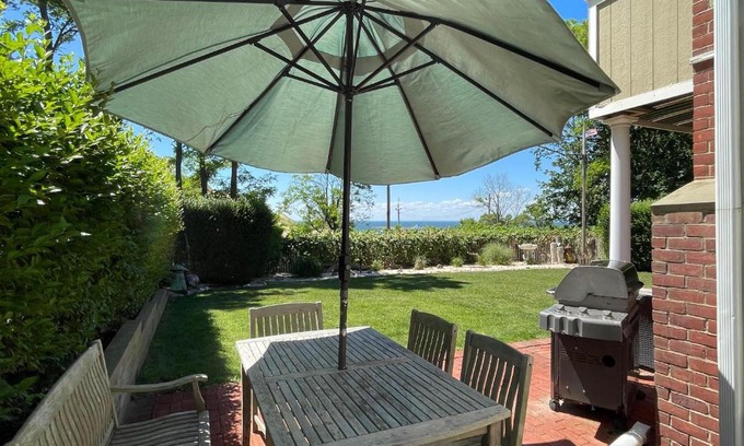 Rocky Point House | Dunes Upscale Beach House Near Vineyards, Farm Stands